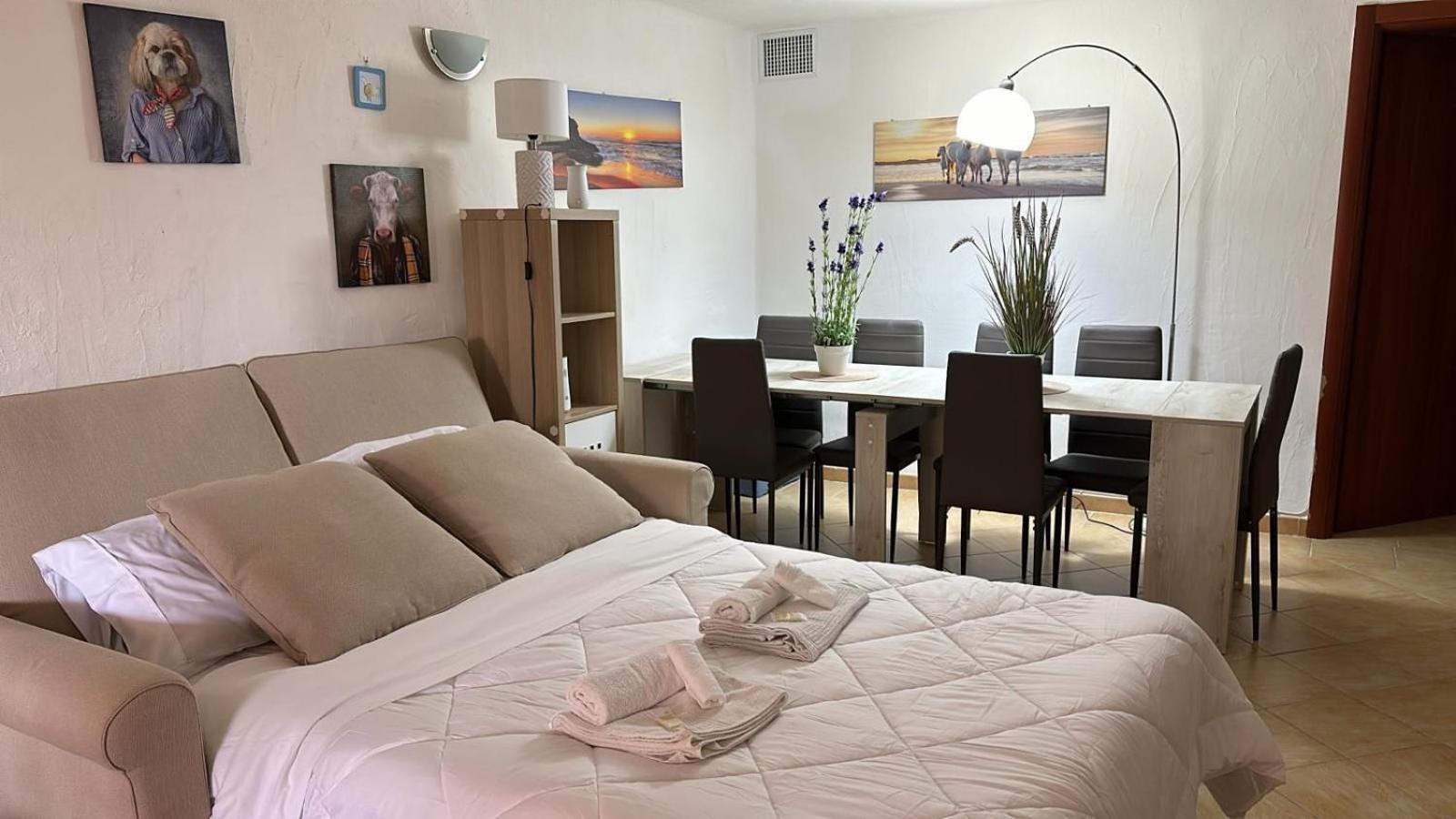 Lightblue-Celeste Central Apartment In Porto Rotondo Extérieur photo